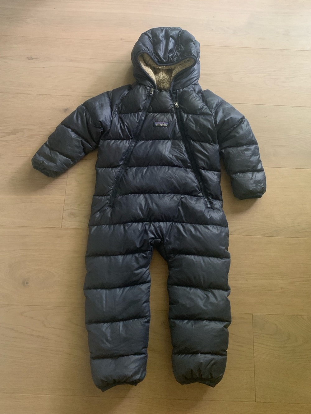 Patagonia Baby 18-24M Hi-Loft Down Bunting Dark Blue Hooded Winter Snowsuit